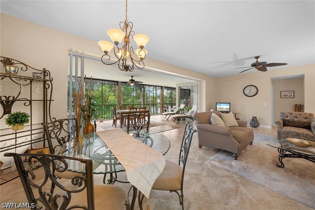 770 Waterford DR 202, Naples, FL 34113