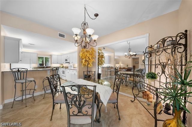770 Waterford DR 202, Naples, FL 34113