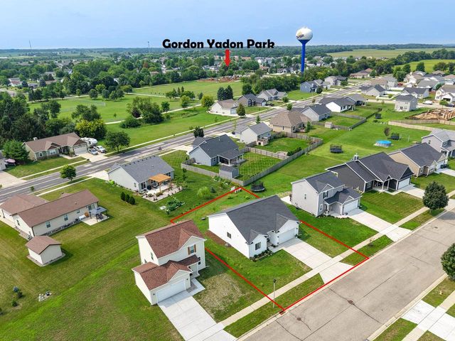1218 Evergreen DRIVE, Delavan, WI 53115