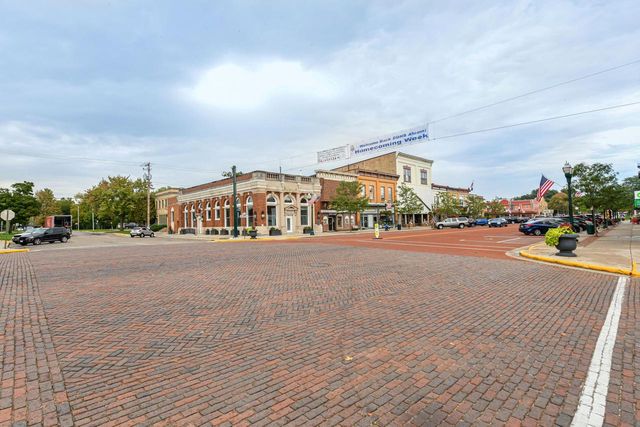 1218 Evergreen DRIVE, Delavan, WI 53115