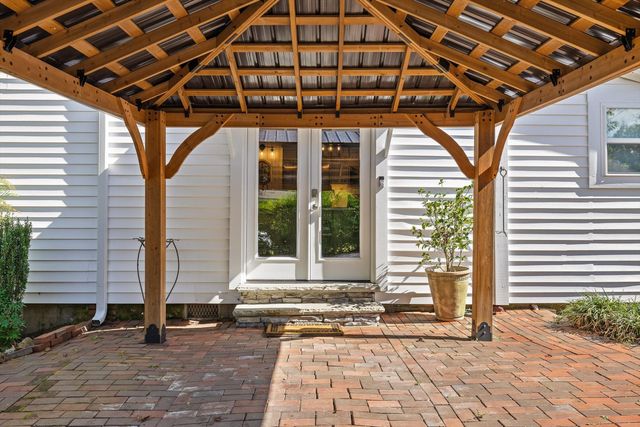 592 Cutler Avenue, Mentone, AL 35984