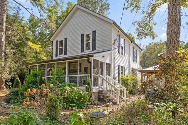 592 Cutler Avenue, Mentone, AL 35984