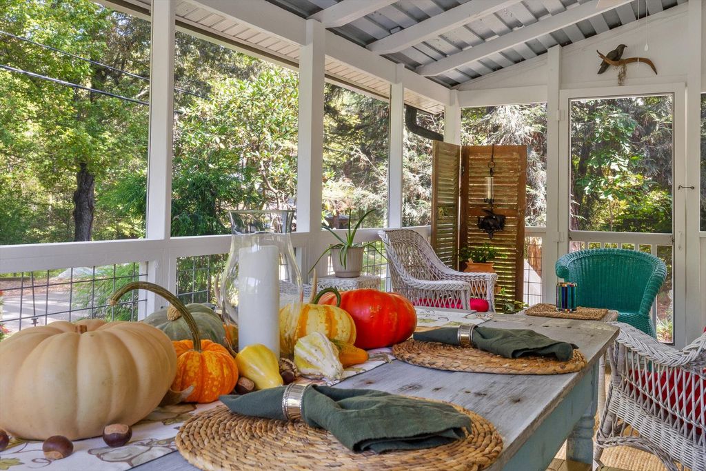 592 Cutler Avenue, Mentone, AL 35984