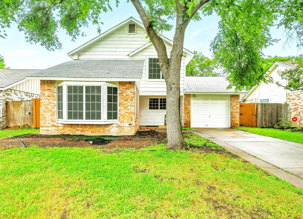4625 Baytree Drive, Fort Worth, TX 76137