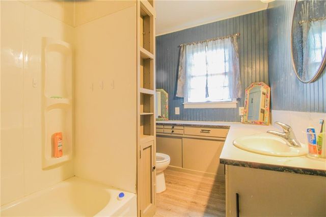 25388 Chieftain Road, Lawrence, KS 66044