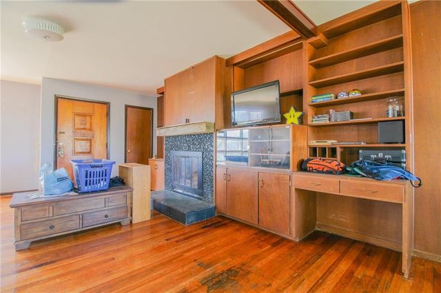 25388 Chieftain Road, Lawrence, KS 66044