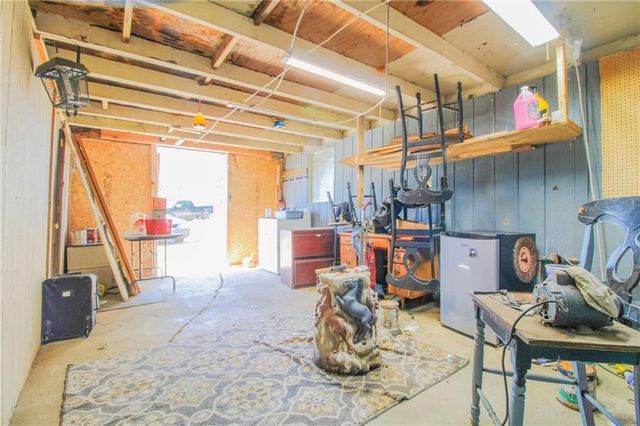 25388 Chieftain Road, Lawrence, KS 66044