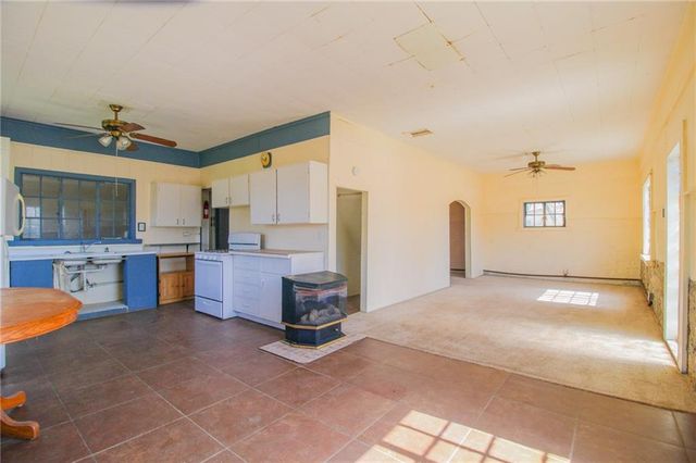 25388 Chieftain Road, Lawrence, KS 66044