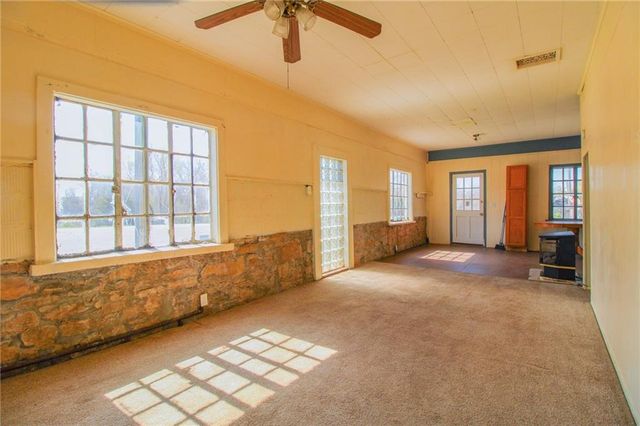 25388 Chieftain Road, Lawrence, KS 66044