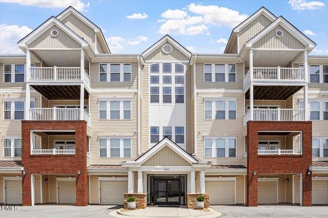 1401 Coopershill Drive 206, Raleigh, NC 27604