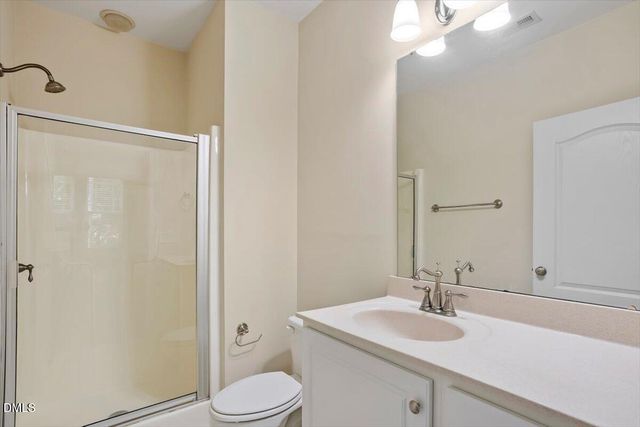 1401 Coopershill Drive 206, Raleigh, NC 27604