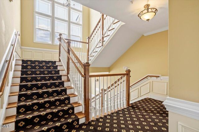 1401 Coopershill Drive 206, Raleigh, NC 27604
