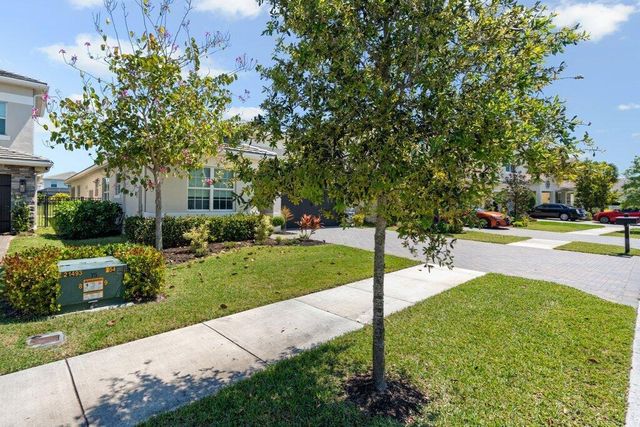 1362 Harvester Crossing, Loxahatchee, FL 33470