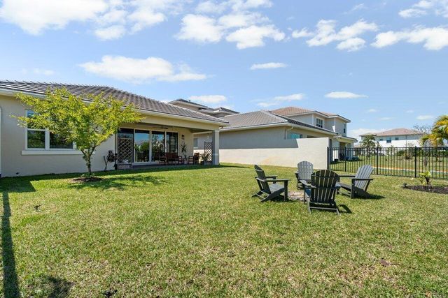 1362 Harvester Crossing, Loxahatchee, FL 33470