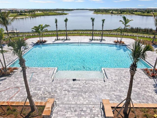 1362 Harvester Crossing, Loxahatchee, FL 33470