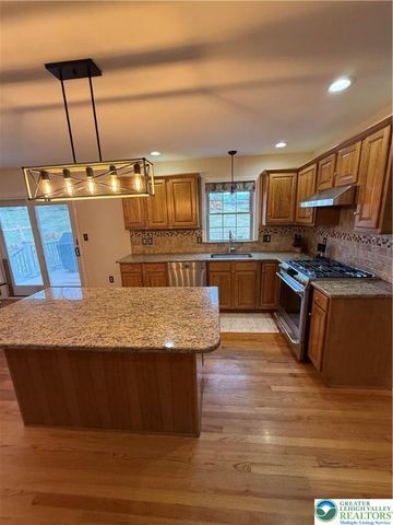 8121 MAIN Street, Upper Macungie Twp, PA 18051