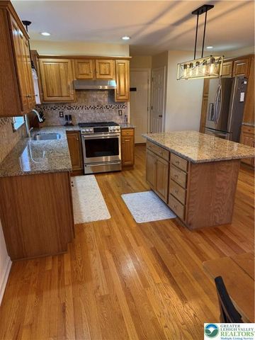 8121 MAIN Street, Upper Macungie Twp, PA 18051