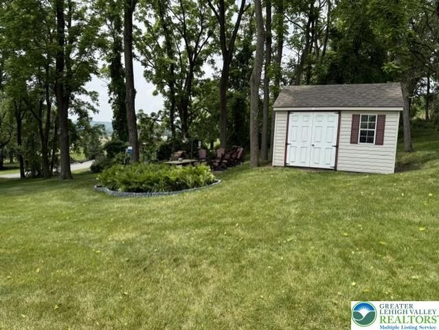 8121 MAIN Street, Upper Macungie Twp, PA 18051