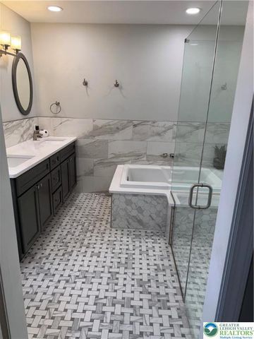 8121 MAIN Street, Upper Macungie Twp, PA 18051