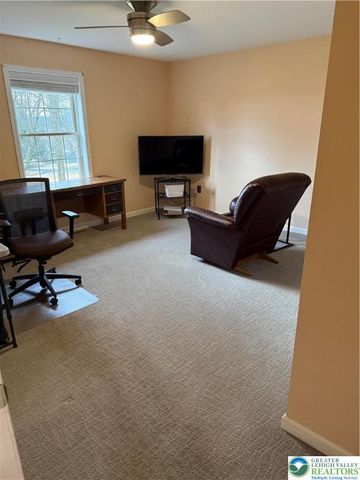 8121 MAIN Street, Upper Macungie Twp, PA 18051