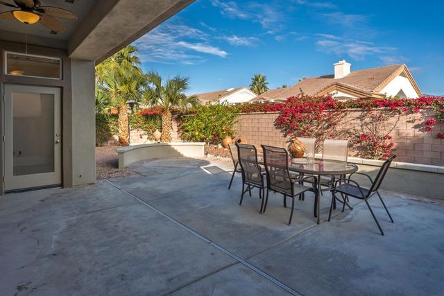78668 Kentia Palm Drive, Palm Desert, CA 92211