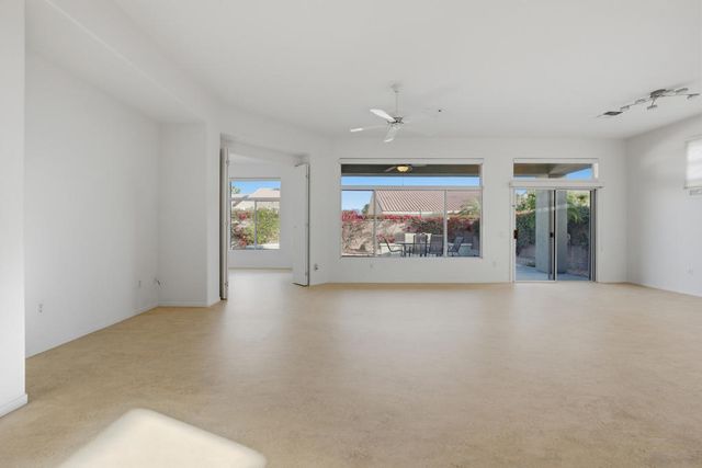 78668 Kentia Palm Drive, Palm Desert, CA 92211