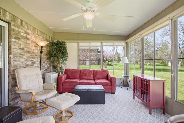 1524 Oak Branch Dr, Columbia, TN 38401