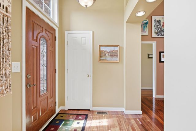 1524 Oak Branch Dr, Columbia, TN 38401