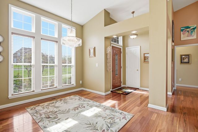 1524 Oak Branch Dr, Columbia, TN 38401