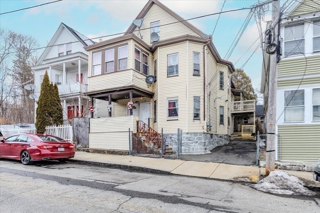 129-131 Lexington Street, Lawrence, MA 01841