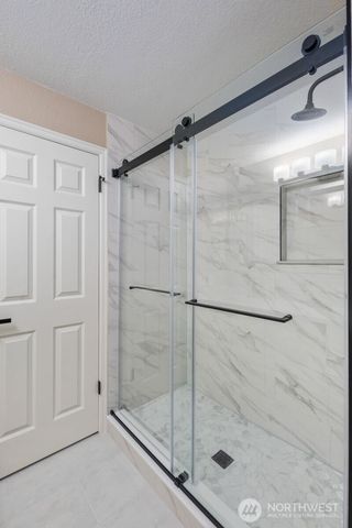 904 187th Place SW, Lynnwood, WA 98036