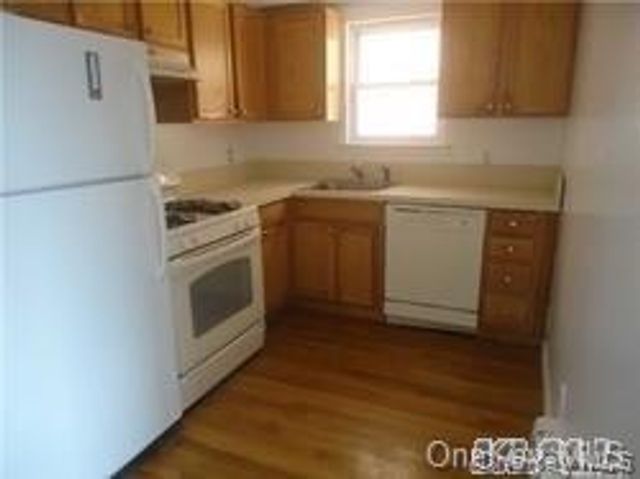 88-18 251st Street, Bellerose, NY 11426