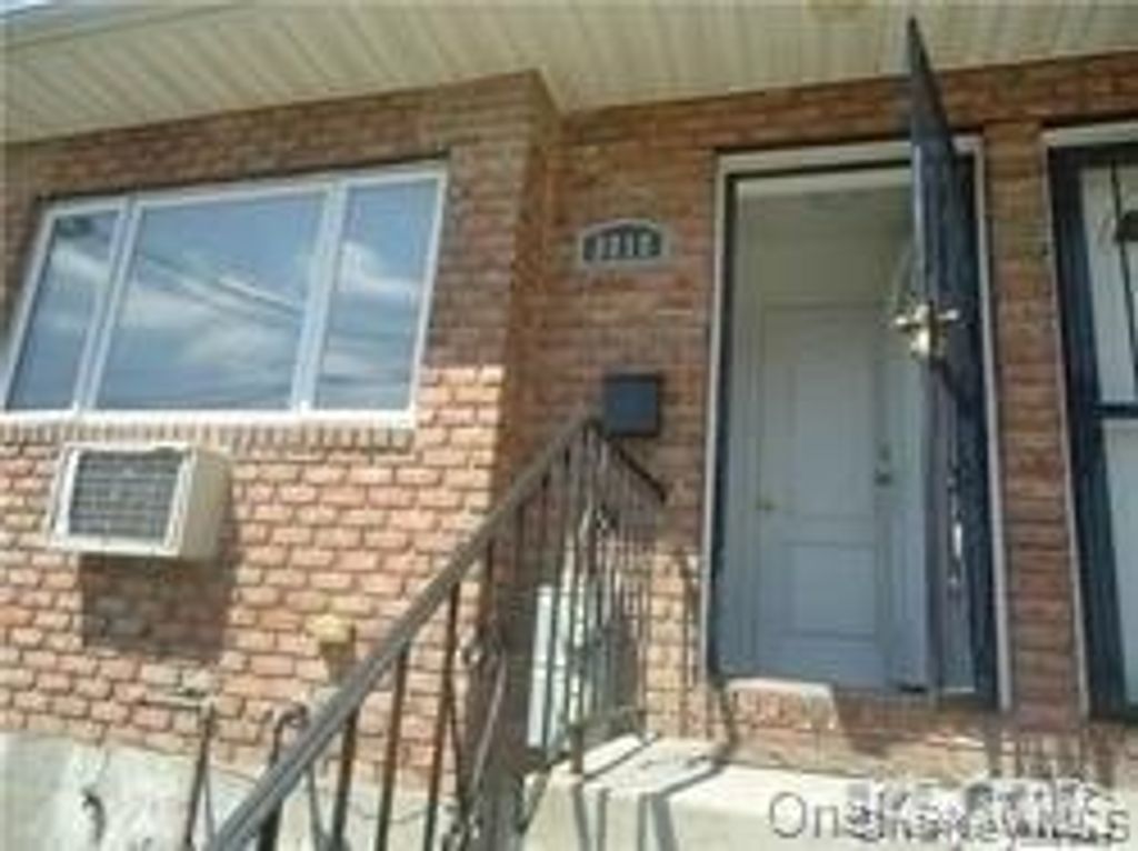 88-18 251st Street, Bellerose, NY 11426