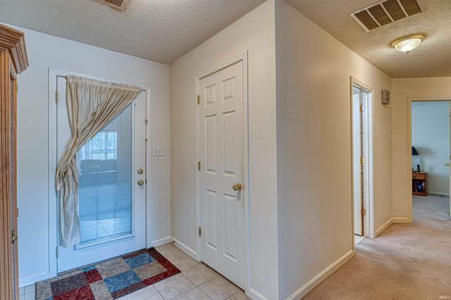 3620 Oaklyn Court, Evansville, IN 47711