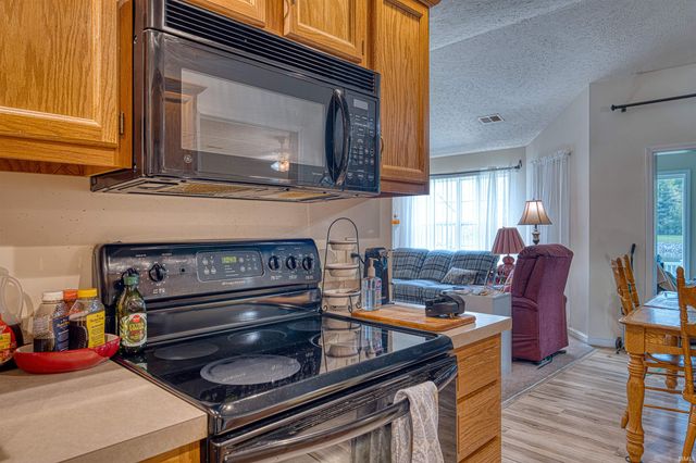 3620 Oaklyn Court, Evansville, IN 47711