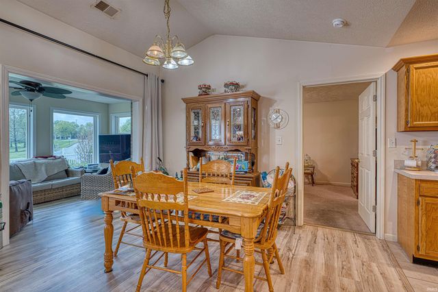 3620 Oaklyn Court, Evansville, IN 47711