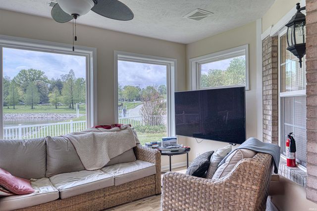 3620 Oaklyn Court, Evansville, IN 47711
