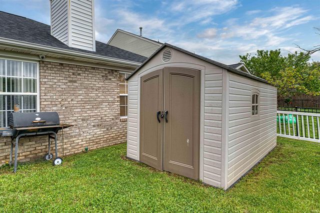3620 Oaklyn Court, Evansville, IN 47711