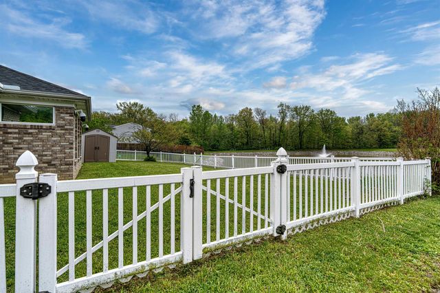 3620 Oaklyn Court, Evansville, IN 47711