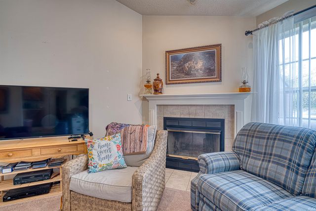 3620 Oaklyn Court, Evansville, IN 47711