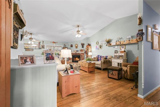 1606 Estes Drive, Florissant, MO 63031