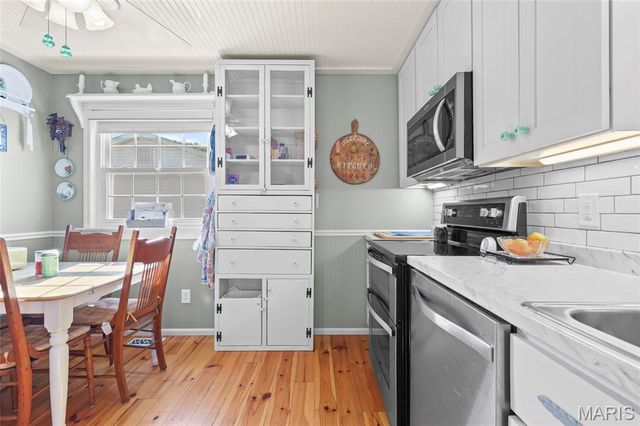 1606 Estes Drive, Florissant, MO 63031
