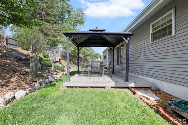 1606 Estes Drive, Florissant, MO 63031