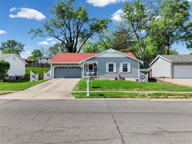 1606 Estes Drive, Florissant, MO 63031