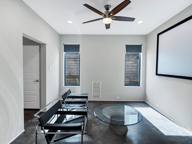 1520 Malone Street, Houston, TX 77007