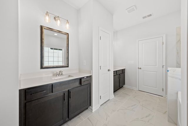 108 Beaver Creek Way, Lagrange, GA 30241