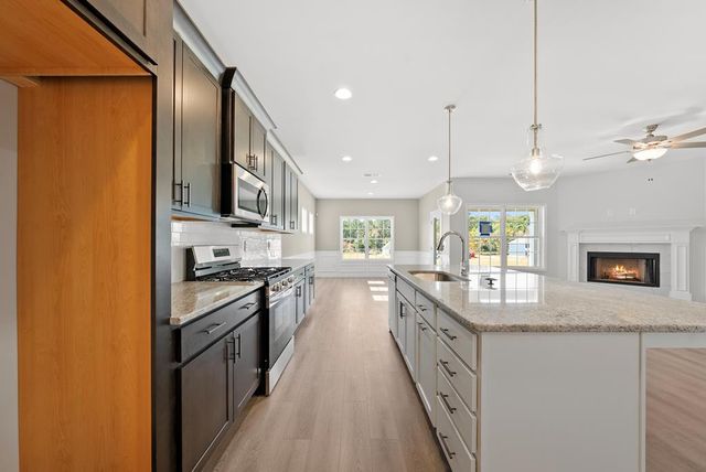 108 Beaver Creek Way, Lagrange, GA 30241