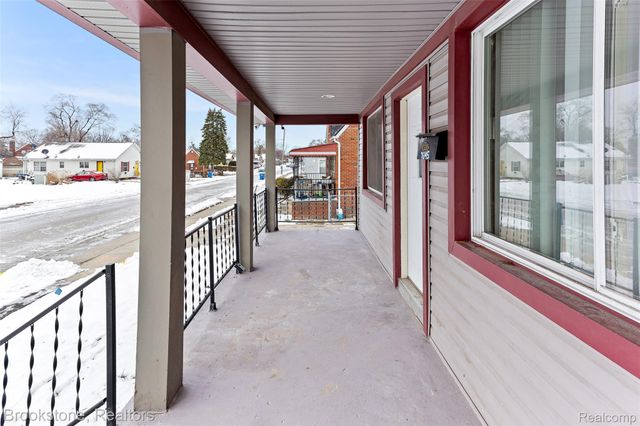 7645 Fisher Avenue, Warren, MI 48091