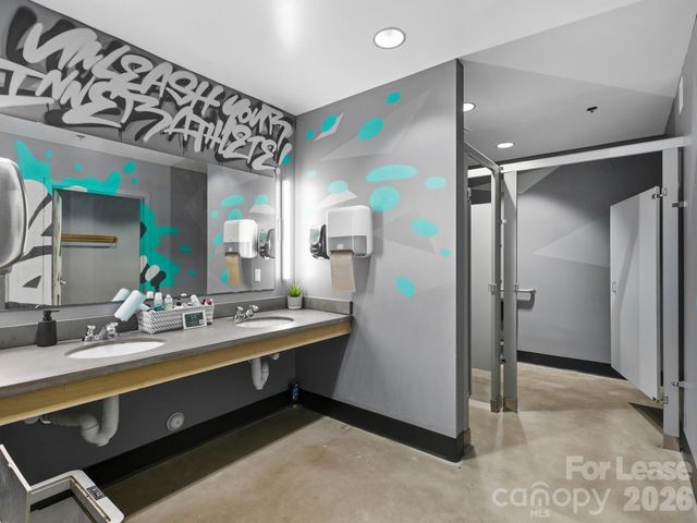 150 Coxe Avenue 102, Asheville, NC 28801