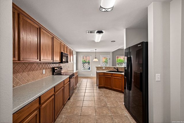 15619 Hastings Park, Selma, TX 78154